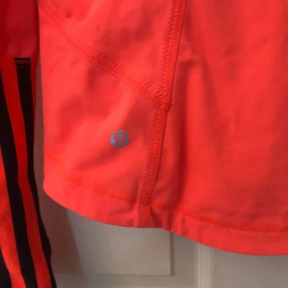 ! Lululemon Athletica Track Jacket Jackets and Outerwear Women's - Picture 4 of 5